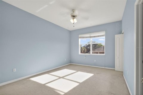 Townhouse in Davenport, Florida 2 bedrooms, 117.71 sq.m. № 2099947 - photo 18