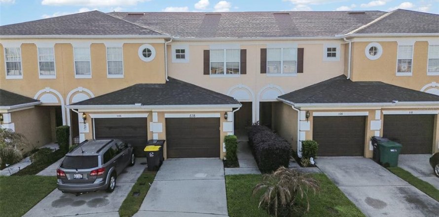 Townhouse in Davenport, Florida 2 bedrooms, 117.71 sq.m. № 2099947