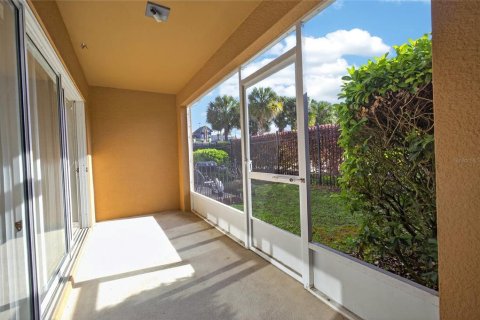 Townhouse in Davenport, Florida 2 bedrooms, 117.71 sq.m. № 2099947 - photo 23