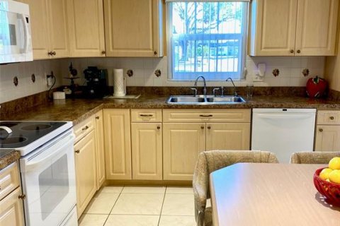 Casa en venta en Clearwater, Florida, 2 dormitorios, 141.86 m2 № 1529979 - foto 6
