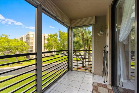 Купить кондоминиум в Пемброк-Пайнс, Флорида 1 спальня, 79.15м2, № 1966064 - фото 30