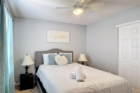 House in Davenport, Florida 3 bedrooms, 209.59 sq.m. № 1677829 - photo 26