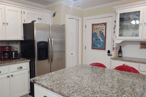 Condo in Crystal River, Florida, 2 bedrooms  № 1851812 - photo 7