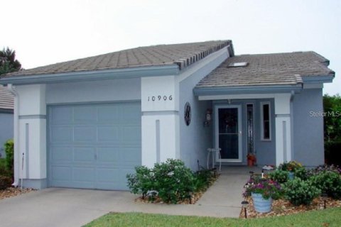 Condo in Crystal River, Florida, 2 bedrooms  № 1851812 - photo 1