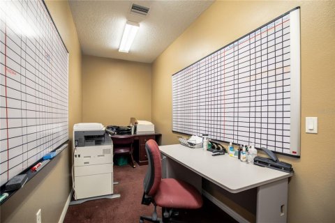 Commercial property in Tavares, Florida 345.69 sq.m. № 2105841 - photo 13