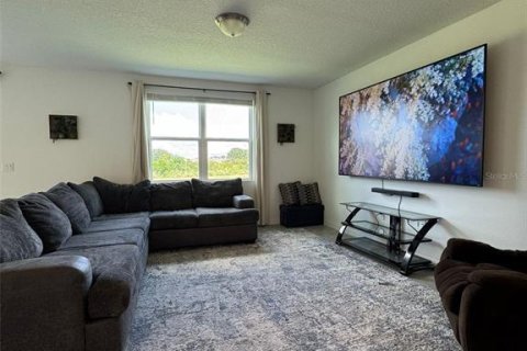 Villa ou maison à louer à Haines City, Floride: 4 chambres, 169.36 m2 № 1894047 - photo 9