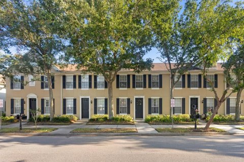 Adosado en venta en Tampa, Florida, 3 dormitorios, 134.89 m2 № 1639744 - foto 1