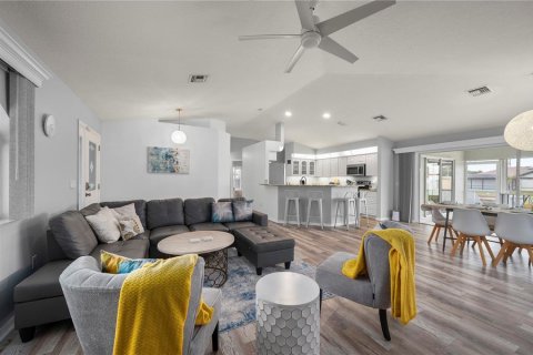 Casa en alquiler en Port Charlotte, Florida, 3 dormitorios, 163.42 m2 № 1894177 - foto 11