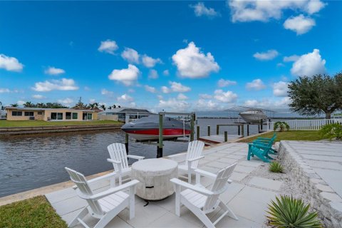 Casa en alquiler en Port Charlotte, Florida, 3 dormitorios, 163.42 m2 № 1894177 - foto 25