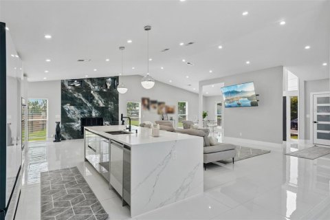 Villa ou maison à vendre à Saint Petersburg, Floride: 3 chambres, 312.62 m2 № 2197074 - photo 8