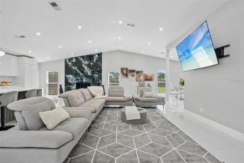 Villa ou maison à vendre à Saint Petersburg, Floride: 3 chambres, 312.62 m2 № 2197074 - photo 6