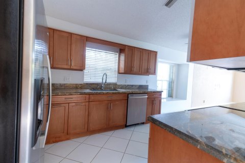Copropriété à vendre à Boynton Beach, Floride: 3 chambres, 169.08 m2 № 2387032 - photo 10