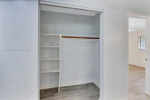 Casa en alquiler en North Lauderdale, Florida, 2 dormitorios, 115.94 m2 № 2010434 - foto 13