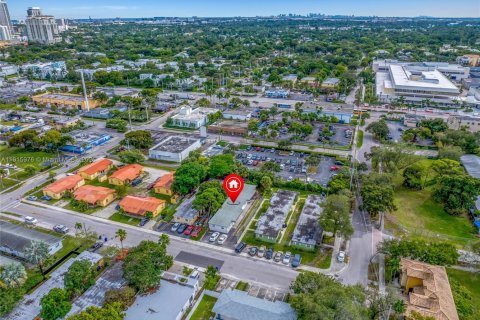 Propiedad comercial en venta en Fort Lauderdale, Florida, 218.13 m2 № 2054969 - foto 16