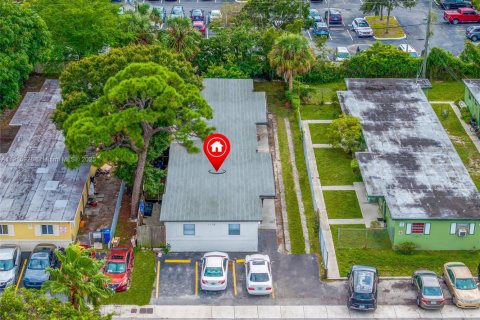 Propiedad comercial en venta en Fort Lauderdale, Florida, 218.13 m2 № 2054969 - foto 2