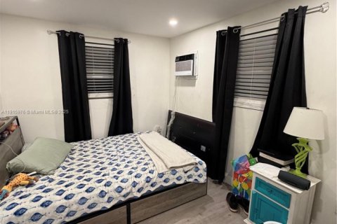 Propiedad comercial en venta en Fort Lauderdale, Florida, 218.13 m2 № 2054969 - foto 14