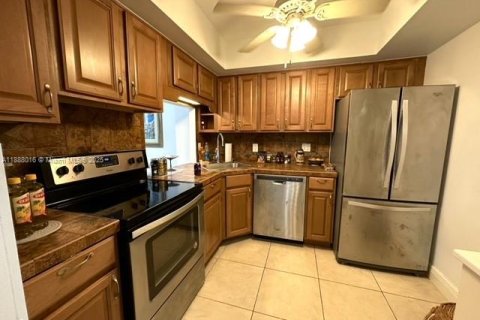 Condo à Hallandale Beach, Floride, 1 chambre  № 2016085