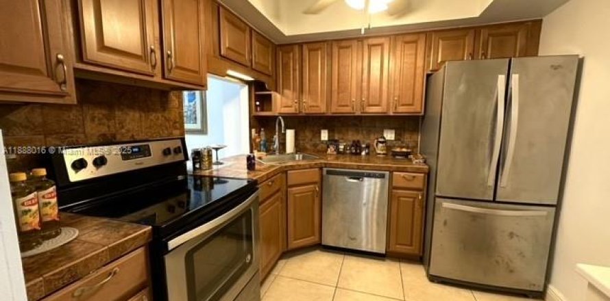 Condo à Hallandale Beach, Floride, 1 chambre  № 2016085