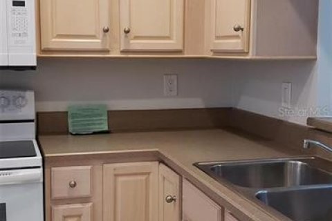 Townhouse in Winter Park, Florida 2 bedrooms, 105.26 sq.m. № 1887109 - photo 15