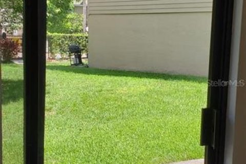 Townhouse in Winter Park, Florida 2 bedrooms, 105.26 sq.m. № 1887109 - photo 3