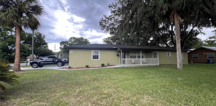 Casa en DeLand, Florida 2 dormitorios, 120.77 m2 № 2310297
