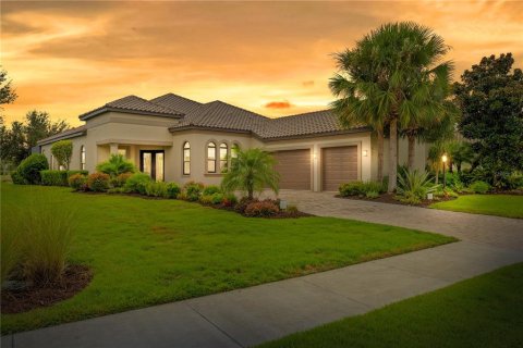 Villa ou maison à Bradenton, Floride 4 chambres, 249.72 m2 № 2405332