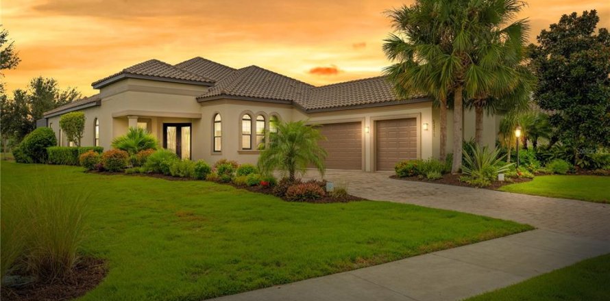 Villa ou maison à Bradenton, Floride 4 chambres, 249.72 m2 № 2405332