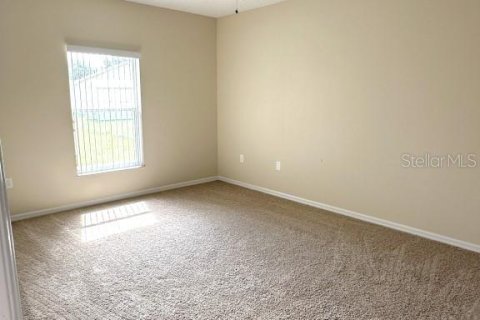 Villa ou maison à vendre à Kissimmee, Floride: 3 chambres, 135.64 m2 № 2237890 - photo 13