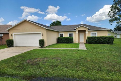 House in Kissimmee, Florida 3 bedrooms, 135.64 sq.m. № 2237890