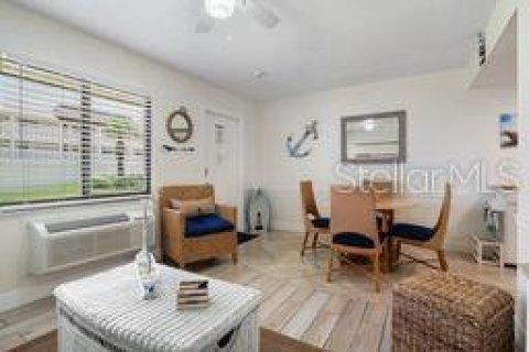 Condominio en venta en New Smyrna Beach, Florida, 1 dormitorio, 47.1 m2 № 1786645 - foto 5