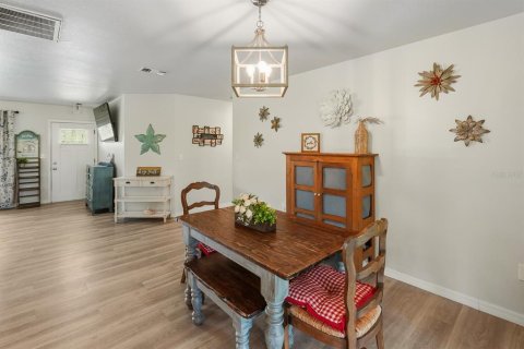 Casa en venta en Port Charlotte, Florida, 3 dormitorios, 127 m2 № 2387728 - foto 15