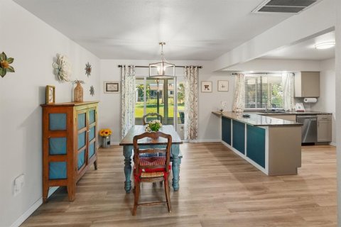 Casa en venta en Port Charlotte, Florida, 3 dormitorios, 127 m2 № 2387728 - foto 12