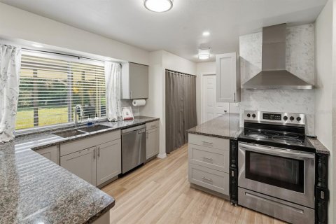 Casa en venta en Port Charlotte, Florida, 3 dormitorios, 127 m2 № 2387728 - foto 19
