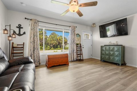 Casa en venta en Port Charlotte, Florida, 3 dormitorios, 127 m2 № 2387728 - foto 7
