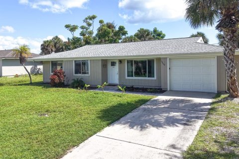 Casa en venta en Port Charlotte, Florida, 3 dormitorios, 127 m2 № 2387728 - foto 2