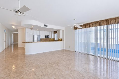 Copropriété à vendre à Palm Beach Shores, Floride: 3 chambres, 161.19 m2 № 2435463 - photo 16