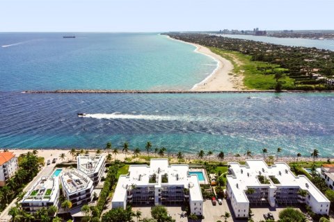 Condo à Palm Beach Shores, Floride, 3 chambres № 2435463