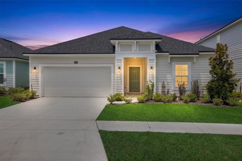 House in Green Cove Springs, Florida 5 bedrooms, 212.37 sq.m. № 2358779 - photo 2