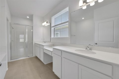 House in Green Cove Springs, Florida 5 bedrooms, 212.37 sq.m. № 2358779 - photo 7