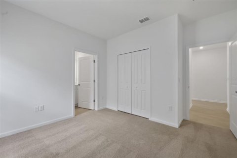 House in Green Cove Springs, Florida 5 bedrooms, 212.37 sq.m. № 2358779 - photo 30