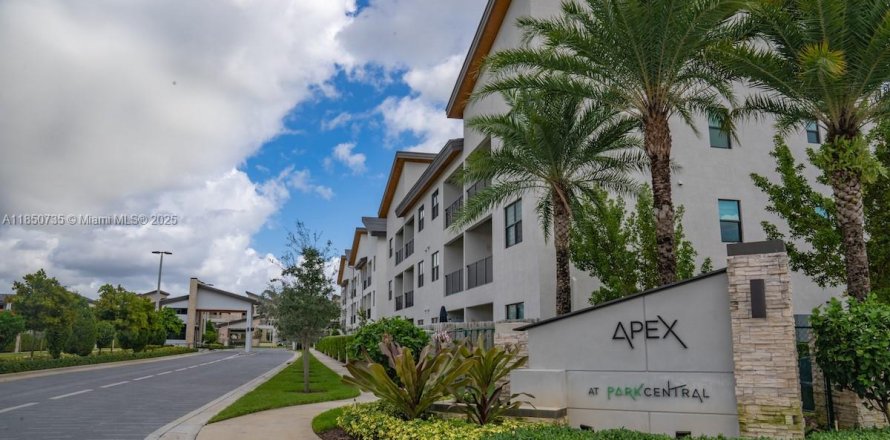 Condo à Doral, Floride, 3 chambres № 1856920