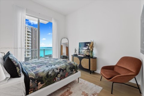 Condo in Miami, Florida, 3 bedrooms  № 1729961 - photo 23