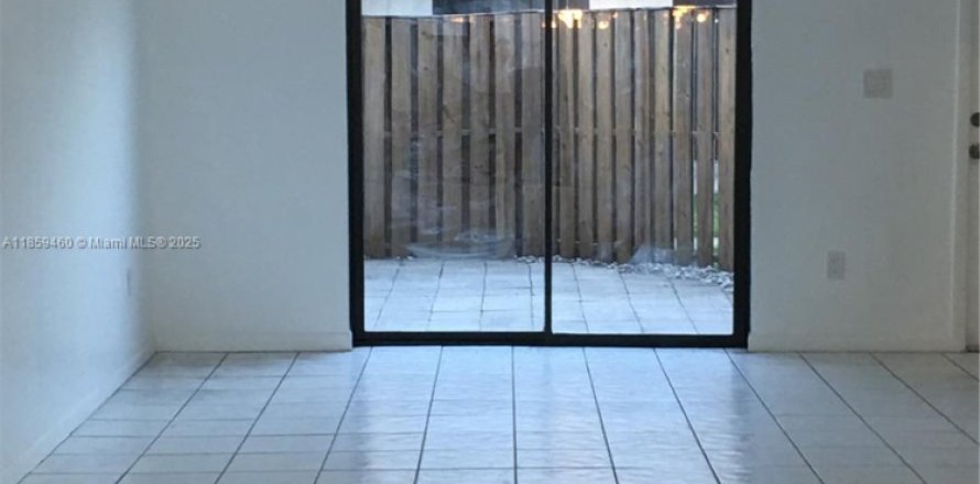 Touwnhouse à Lauderhill, Floride 2 chambres, 94.76 m2 № 1888081