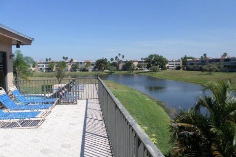 Condo in Margate, Florida, 2 bedrooms  № 2261651 - photo 24