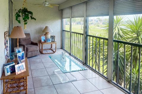 Condo in Margate, Florida, 2 bedrooms  № 2261651 - photo 15