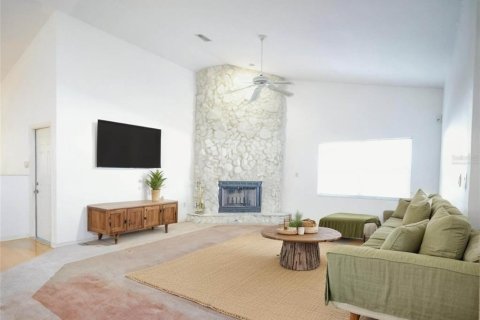 House in Ocala, Florida 4 bedrooms, 258.27 sq.m. № 1417528 - photo 12