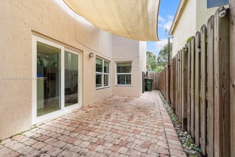 House in Homestead, Florida 3 bedrooms, 174.1 sq.m. № 1707091 - photo 13