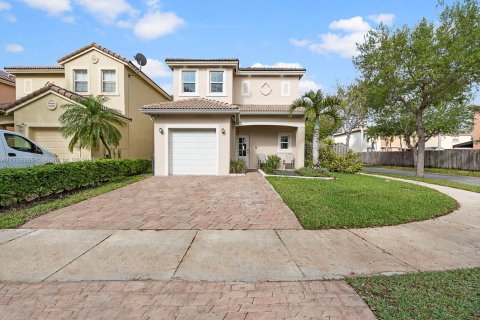 House in Homestead, Florida 3 bedrooms, 174.1 sq.m. № 1707091 - photo 24