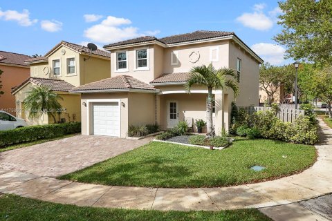 House in Homestead, Florida 3 bedrooms, 174.1 sq.m. № 1707091 - photo 2