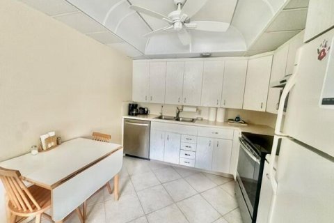 Copropriété à vendre à Boca Raton, Floride: 2 chambres, 95.88 m2 № 2245878 - photo 5